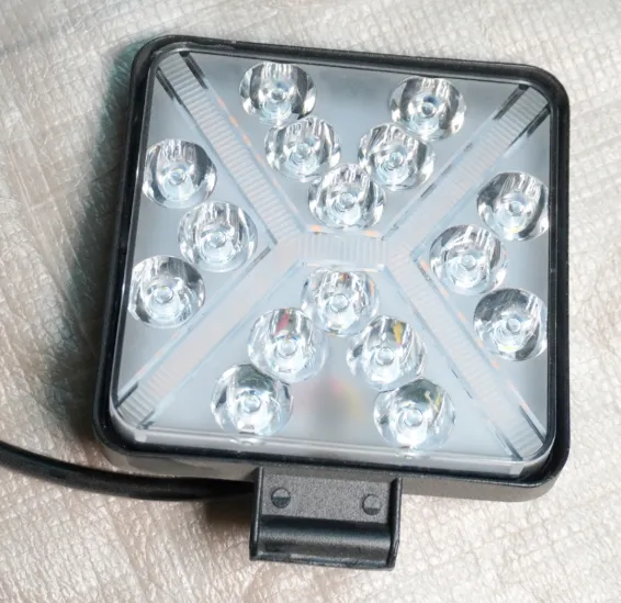 Faro LED cuadrado LED Plus 48W